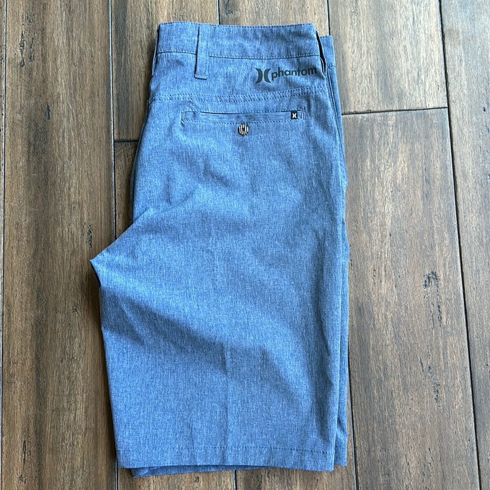 Hurley Phantom Shorts size 30 NWOT